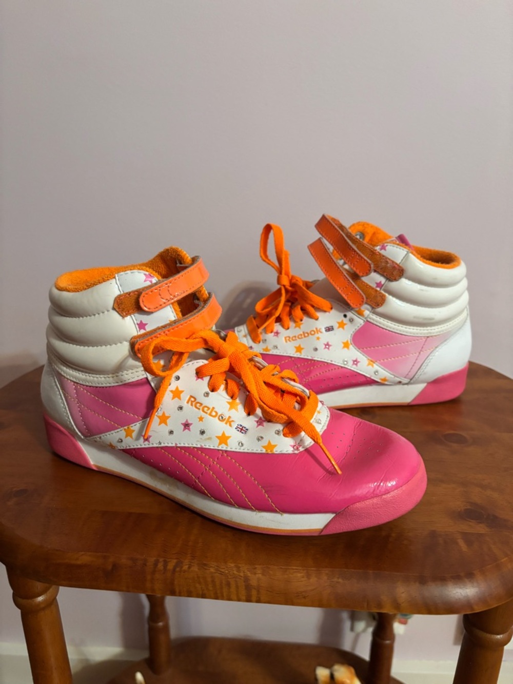 Reebok 7.5 vintage style High-Top Streetwear, Y2K, embellished, rare, whimsical